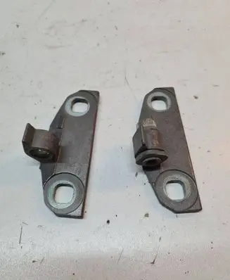 Rear door hinge set