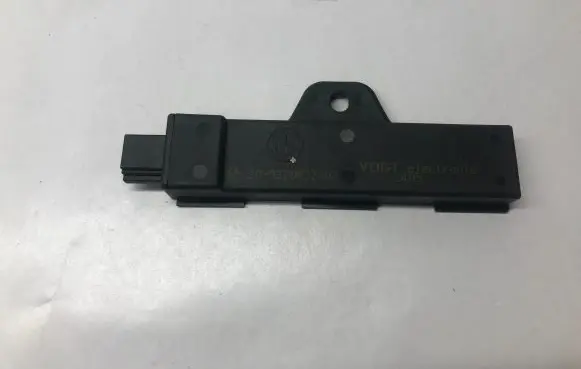 BMW X5 F15 Keyless system antenna 9220832 65209220832