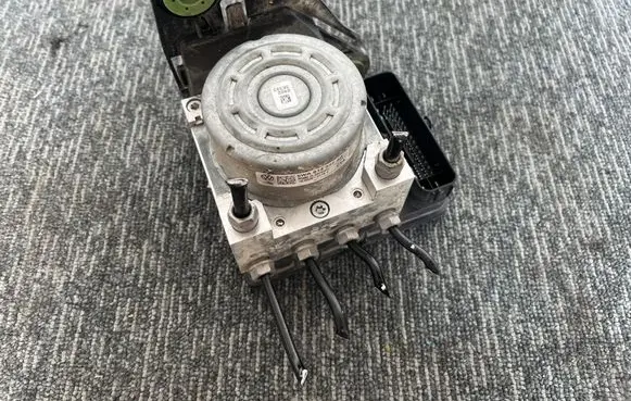Seat Leon IV ABS Pump 5WA614517AQ 5WA614517 10022021794