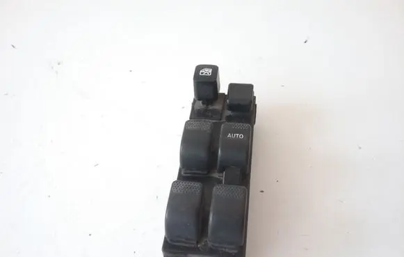 Subaru Legacy Electric window control switch 83071AE071