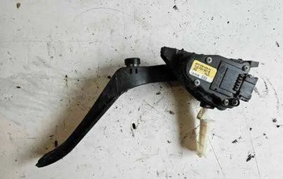Audi Q7 4L Accelerator throttle pedal 7L0723507B 6PV00802624