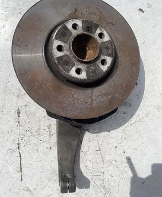 BMW 6 F06 Gran coupe Front wheel hub