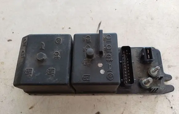 Alfa Romeo 166 Fuse module