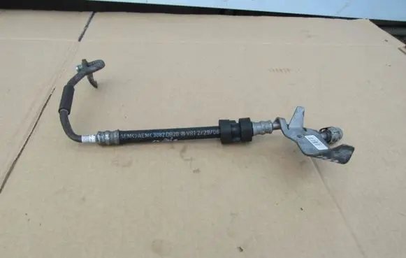 Mercedes-Benz E AMG W211 Power steering hose/pipe/line A2114666881
