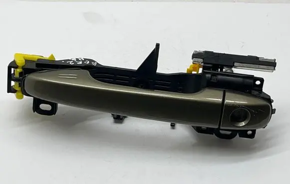 Subaru Forester SL Front door exterior handle J4072700