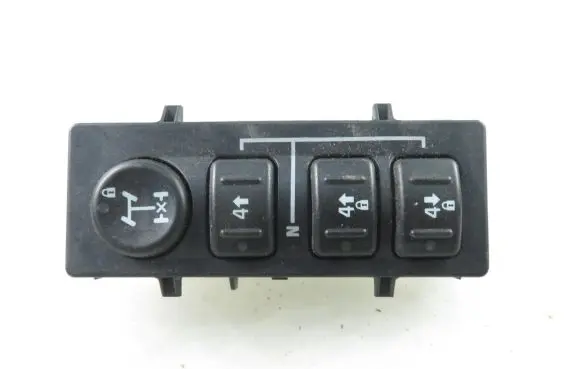 Hummer H2 Differential lock switch 15127829