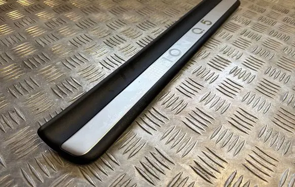 Hyundai Ioniq 5 Front sill trim cover 85874Gi100