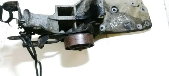 Nissan Navara D40 Engine mounting bracket 11910eb300 rf225901