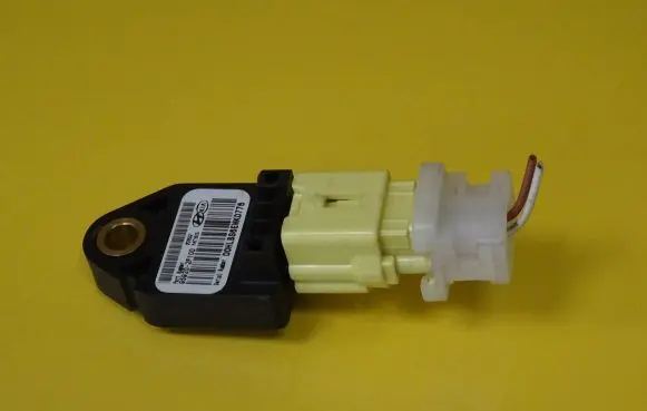 Hyundai Sonata Airbag deployment crash/impact sensor 95920-2F100