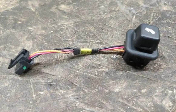 Cadillac SRX Other switches/knobs/shifts 9484004C