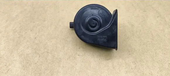 BMW 3 E92 E93 Horn signal 7159420