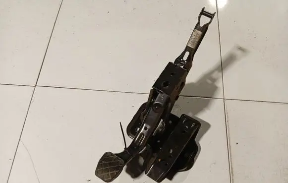 Brake pedal