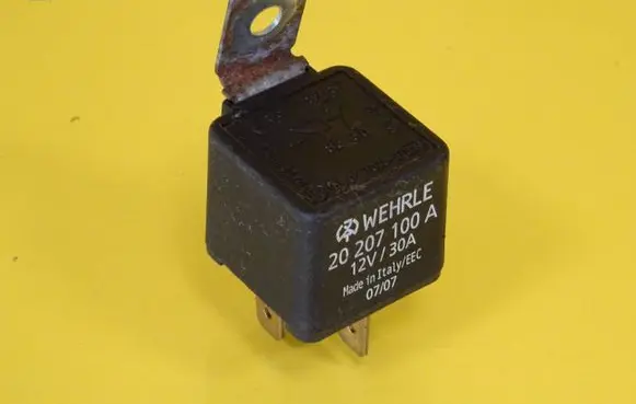 Mitsubishi Galant Other relay 20207100A