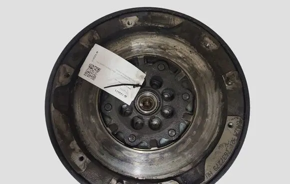BMW 3 E90 E91 Flywheel 7637279