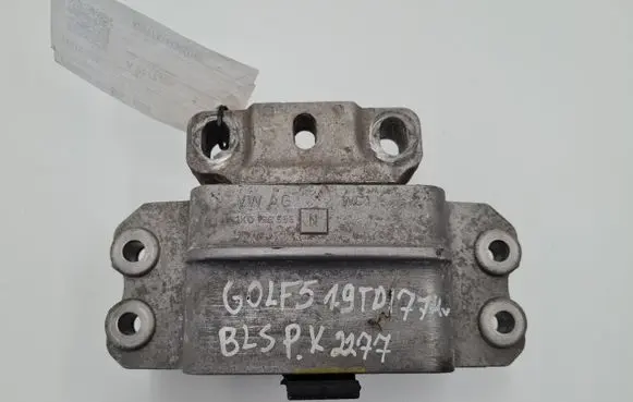 Volkswagen Golf V Engine mount bracket 1K0199555N 1K0199555