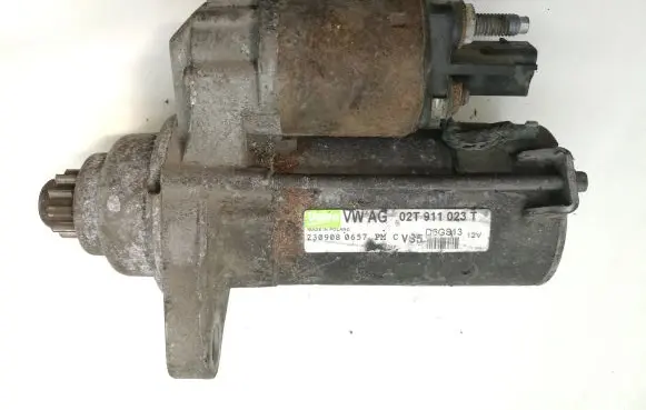 Volkswagen Golf VI Starter motor 02T911023T