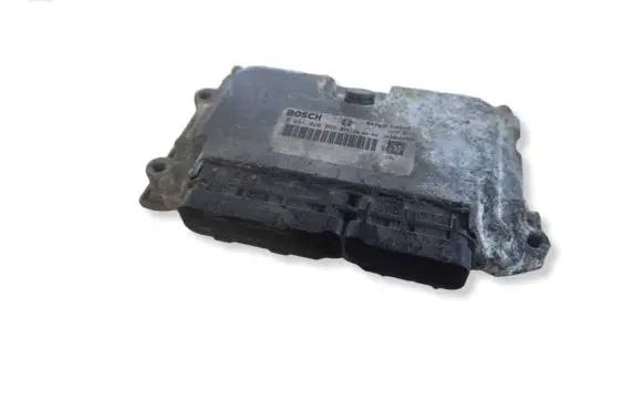 Iveco Daily 6th gen Adblue control unit 0281020060 1039S22083