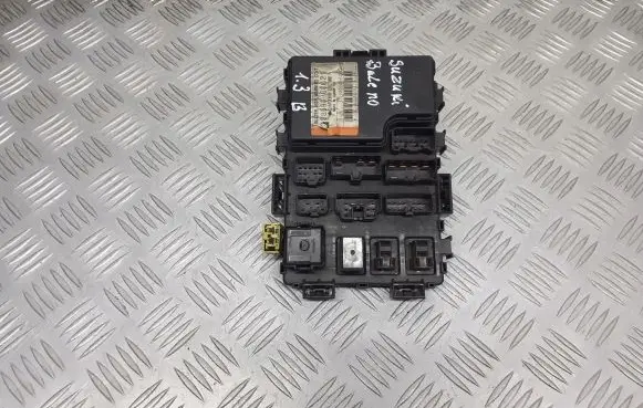 Suzuki Baleno EG Fuse box set 38590-60G21