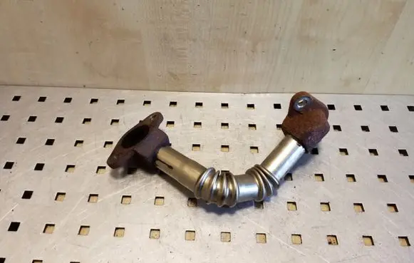 Chevrolet Captiva EGR valve line/pipe/hose