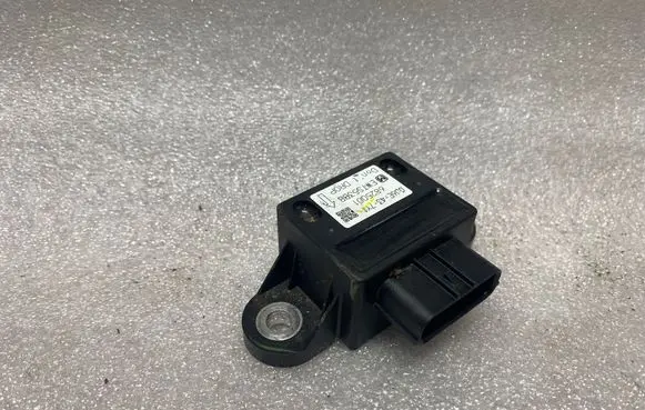 Mazda 6 ESP acceleration yaw rate sensor GJ6E437Y1 EWTS53BB 6825001