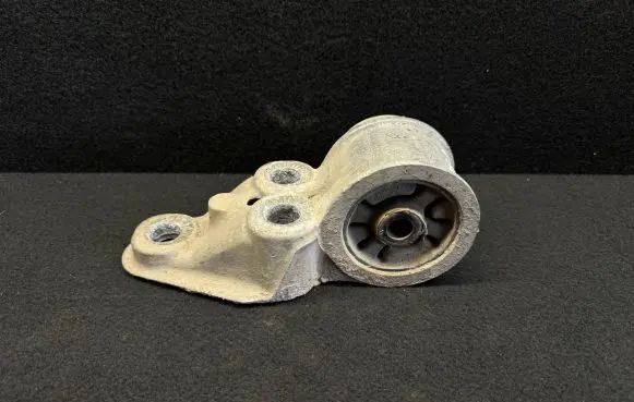Volkswagen PASSAT B5.5 Rear axle beam mounts housing 4B0501522E