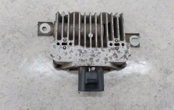 Volvo V60 Fuel pump relay 6G9N-9D372-AC