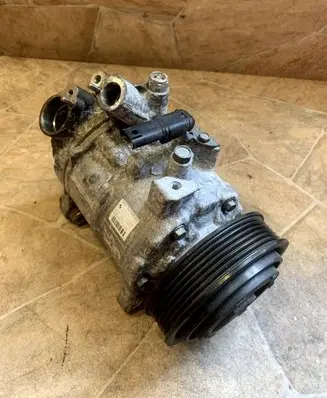 BMW 1 F20 F21 Air conditioning (A/C) compressor (pump) 9223695