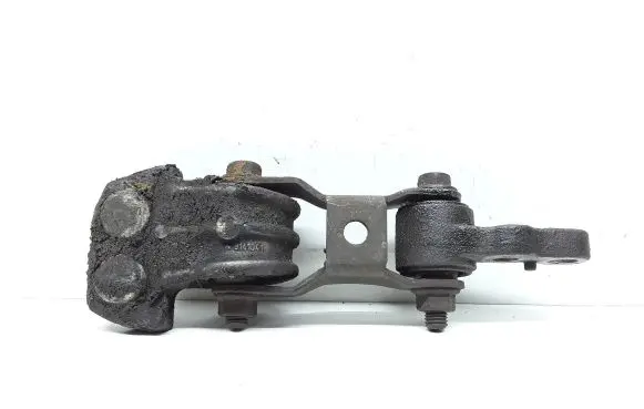 Volvo S70 V70 V70 XC Engine mount bracket 9141041 N9141041