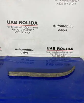 Opel Zafira B Front bumper lip 13124975