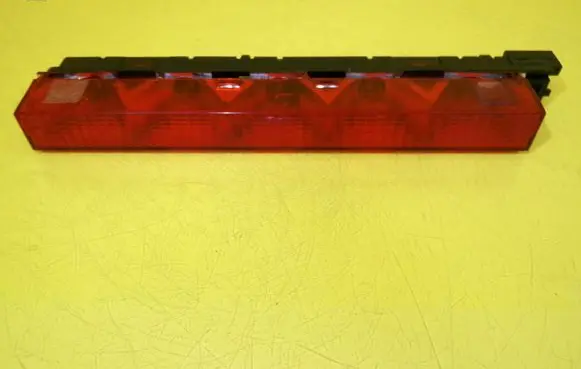 Ford Focus Third/center stoplight 1S7113A613AE