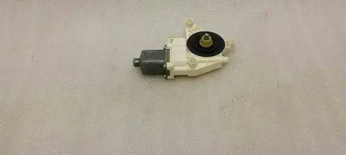 Mercedes-Benz GLK (X204) Front door window regulator motor A2048200142