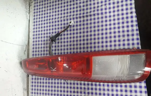Nissan X-Trail T30 Rear/tail lights