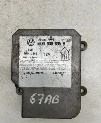 Volkswagen PASSAT B5.5 Airbag control unit/module 6Q0909605B 5WK42869 24000307