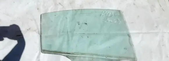 Mazda 3 I Rear door window glass