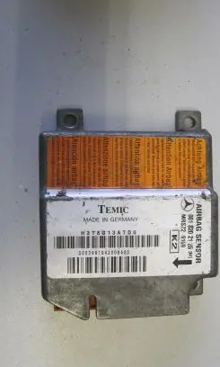 Mercedes-Benz E W210 Airbag control unit/module 0018202126