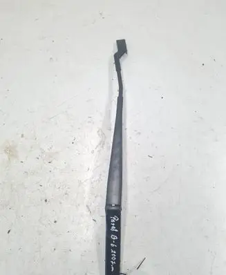 Volkswagen PASSAT B6 Front wiper blade arm 3C1955409C
