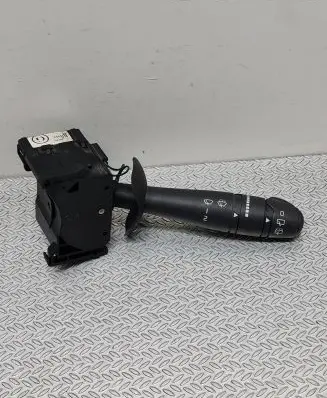Renault Twingo II Wiper control stalk