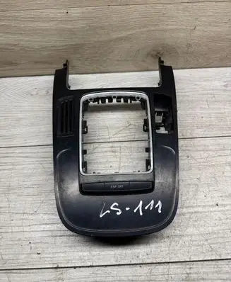 Audi A4 S4 B7 8E 8H Gear shifter surround trim plastic 8K0864261 DXL00002430