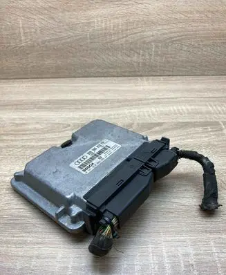 Audi A6 S6 C5 4B Engine control unit/module ECU 038906018FH 0281010066