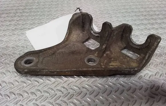 Volkswagen Crafter Gear shift cable bracket A9063740140 9063740140