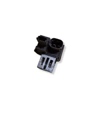 Peugeot 208 I Fan control module 98372A01