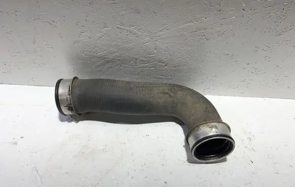 Volkswagen PASSAT B6 Intercooler hose/pipe 1K0145834L