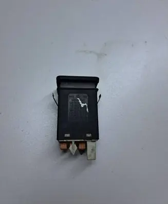 Volkswagen Golf IV Hazard light switch 1j0953235a
