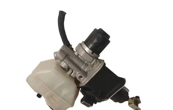 Mercedes-Benz SL R230 Master brake cylinder A0004300112 0204221045 0204224862