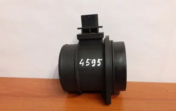 KIA Carens I Mass air flow meter F00C2G7025 4595