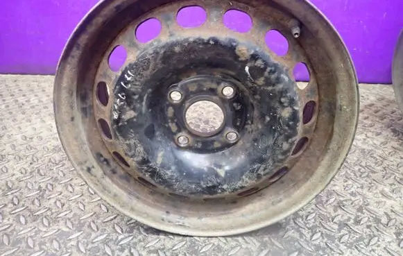 Audi 80 90 S2 B4 R15 steel rim 8A0601025G