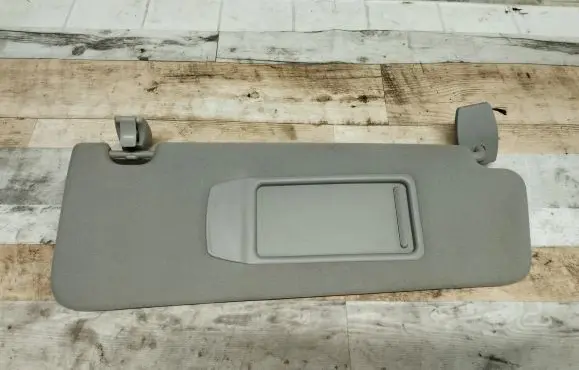 BMW 7 F01 F02 F03 F04 Sun visor
