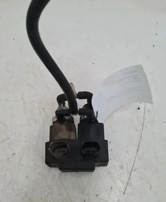 Audi A6 S6 C5 4B Turbo solenoid valve 059906629B