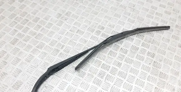 Subaru Outback Windshield/front glass wiper blade 2139