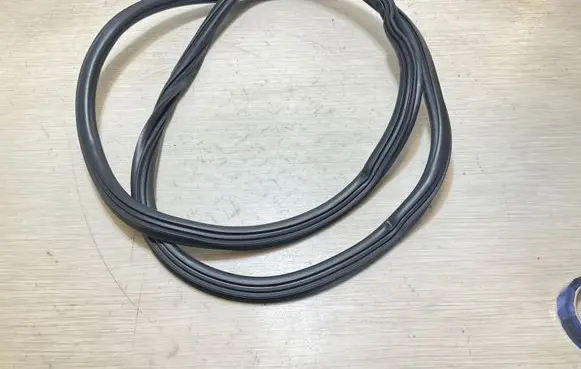 Audi Q3 F3 Rubber seal rear door 83A833721